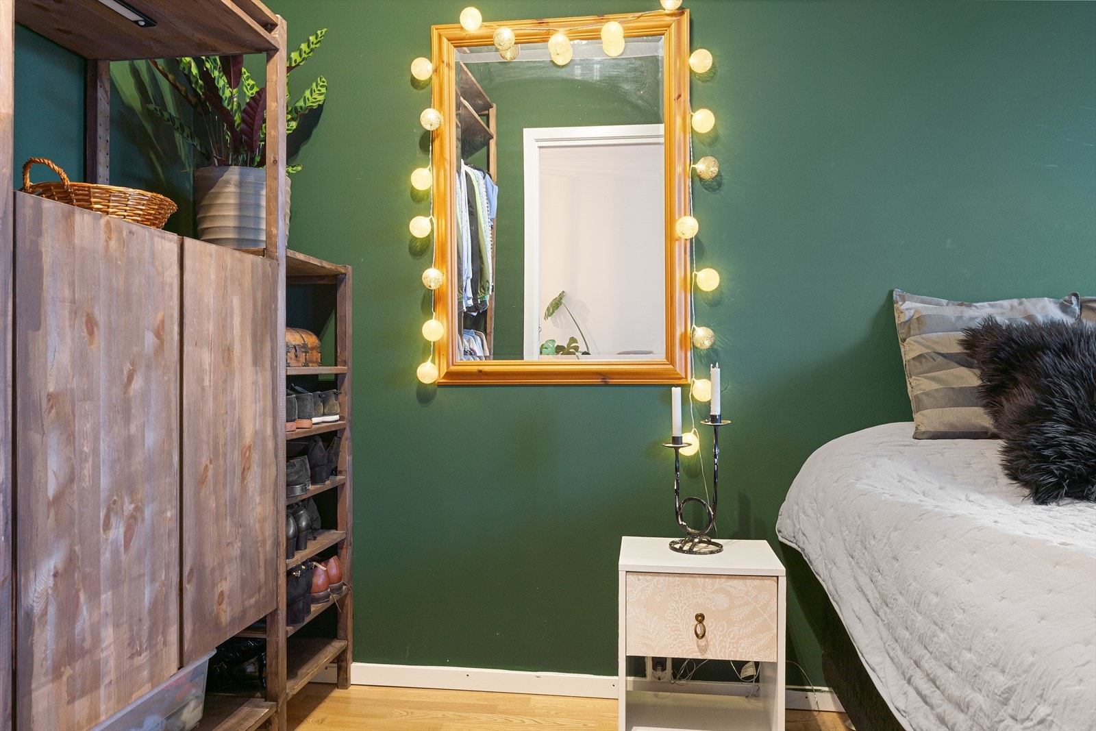 Garderobe på soverommet Galleribilde