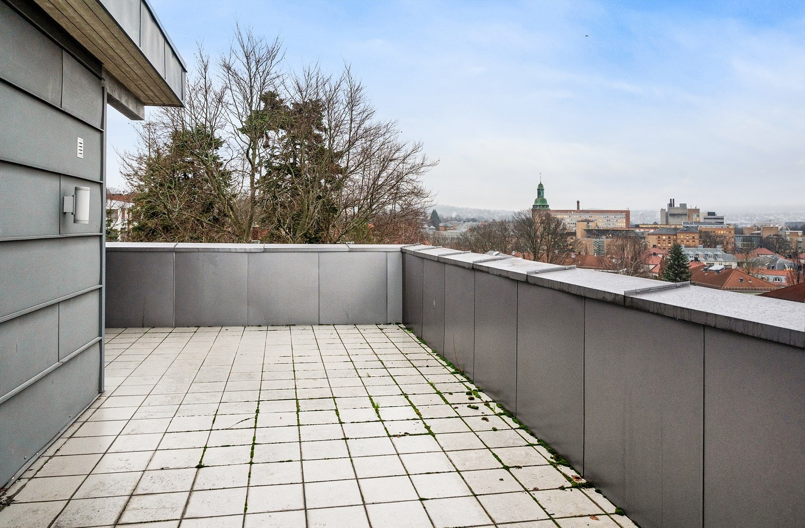 Takterrasse til felles bruk - et hyggelig samlingspunkt i bygget Galleribilde