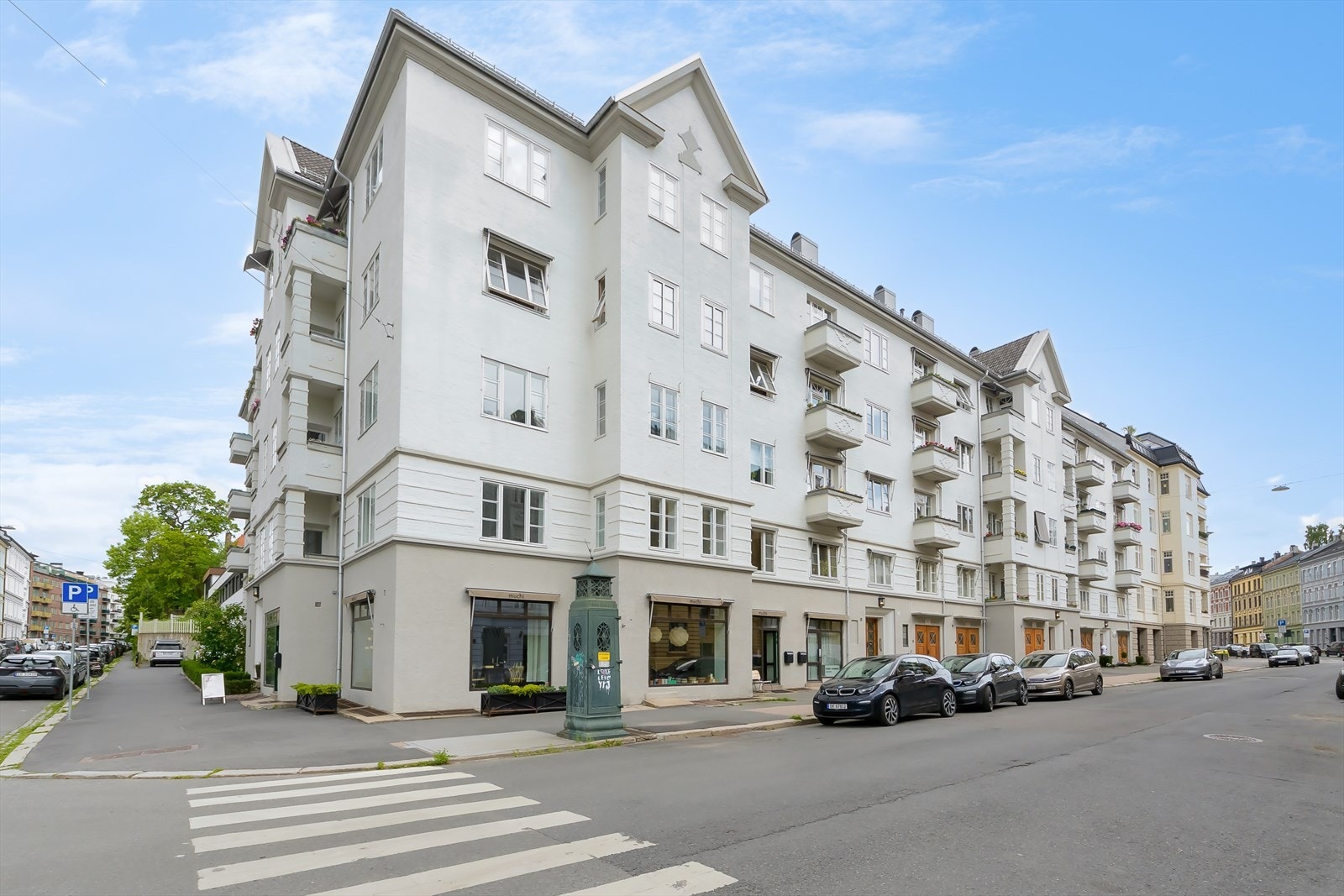 Beliggende i et populært strøk på Frogner med heisadkomst. Galleribilde