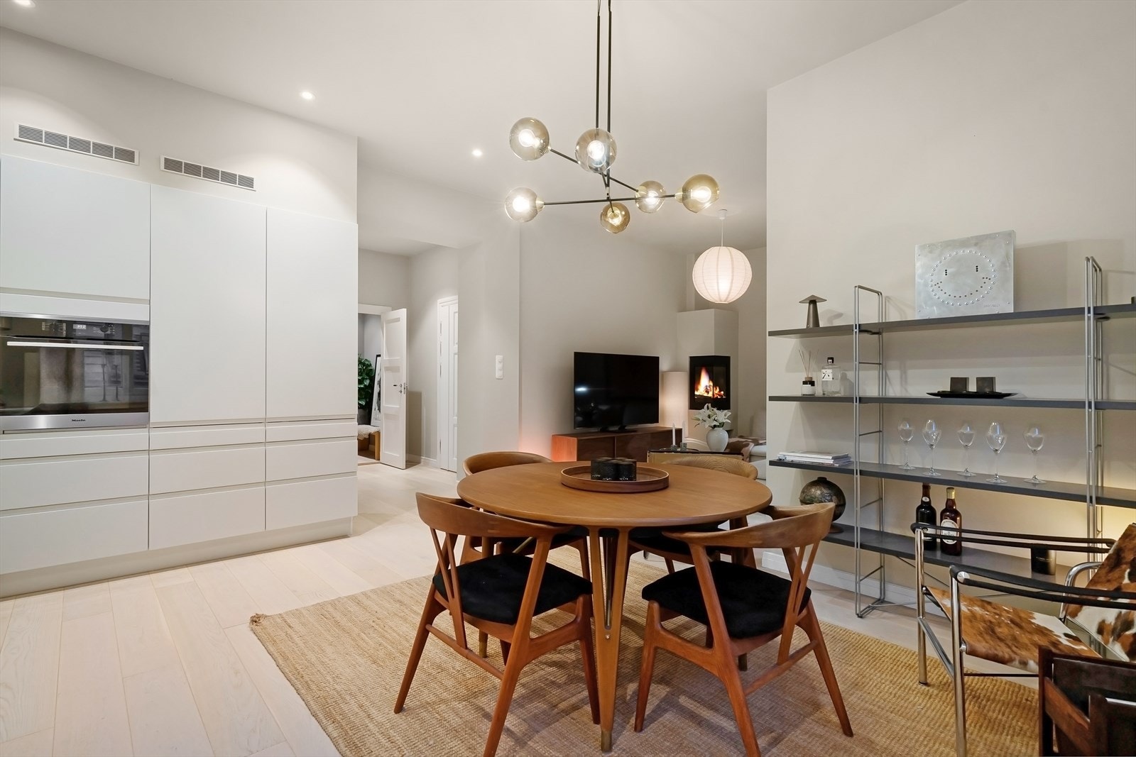 God vedlikeholdshistorikk i sameiet; fasade, trappeoppgang, heis, brannsikring og tak. Galleribilde