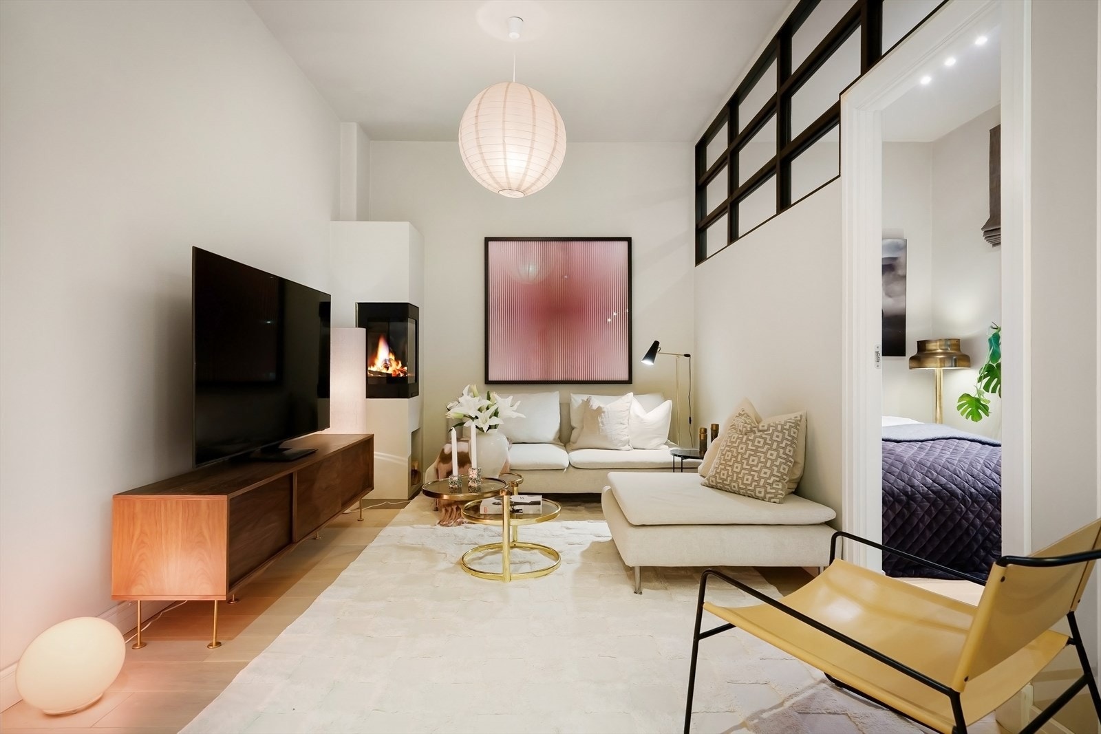 En gjennomgående leilighet med flott 1-stavs eikeparkett. Galleribilde