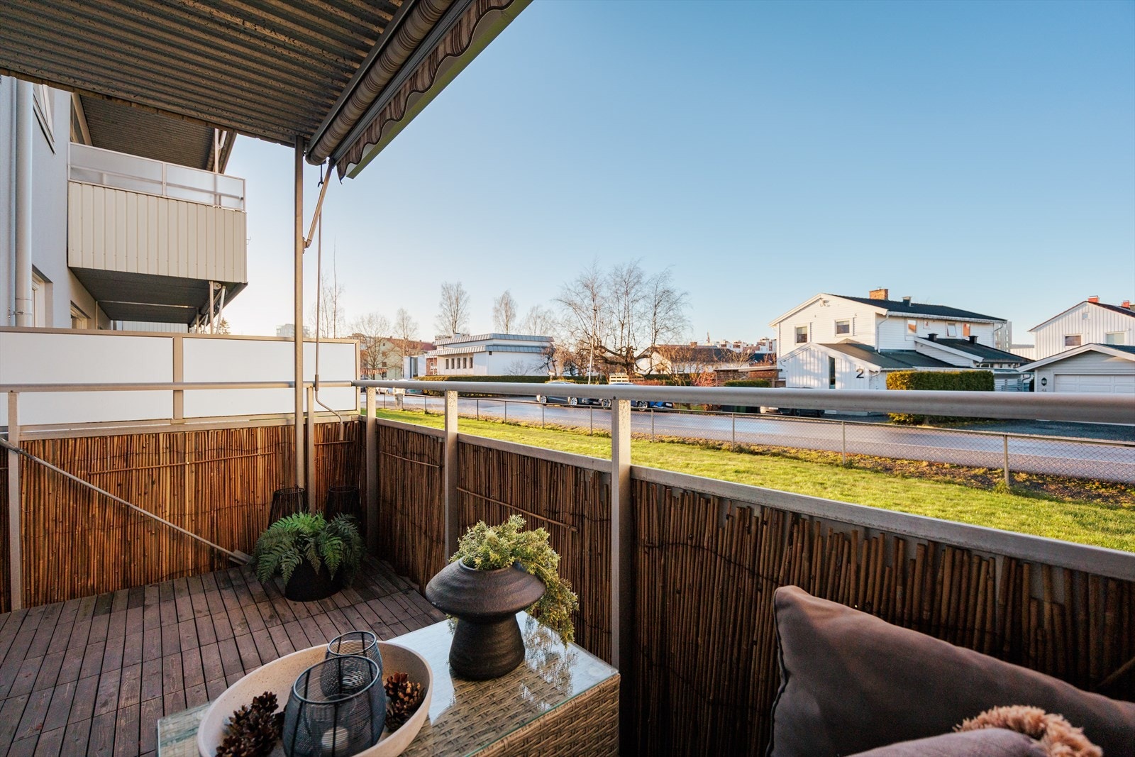 Balkongen er vestvendt og har gode solforhold. Galleribilde