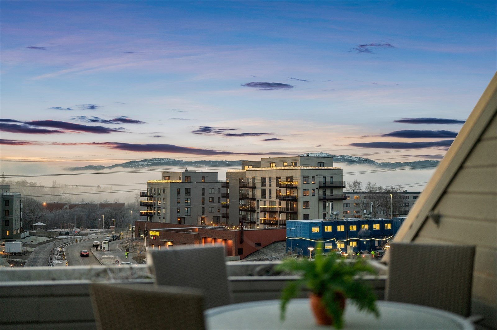 Nydelig utsikt mot Gråkallen. Høyspentledninger skal legges i bakken vedr. utbygging som foregår i disse dager. Galleribilde