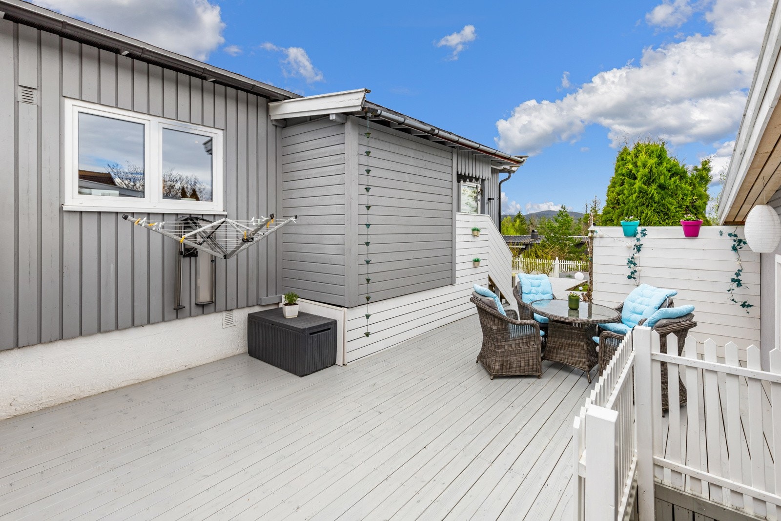 De fine uteplassene legger alt til rette for å nyte lange, herlige sommerdager utendørs med familie og venner. Galleribilde