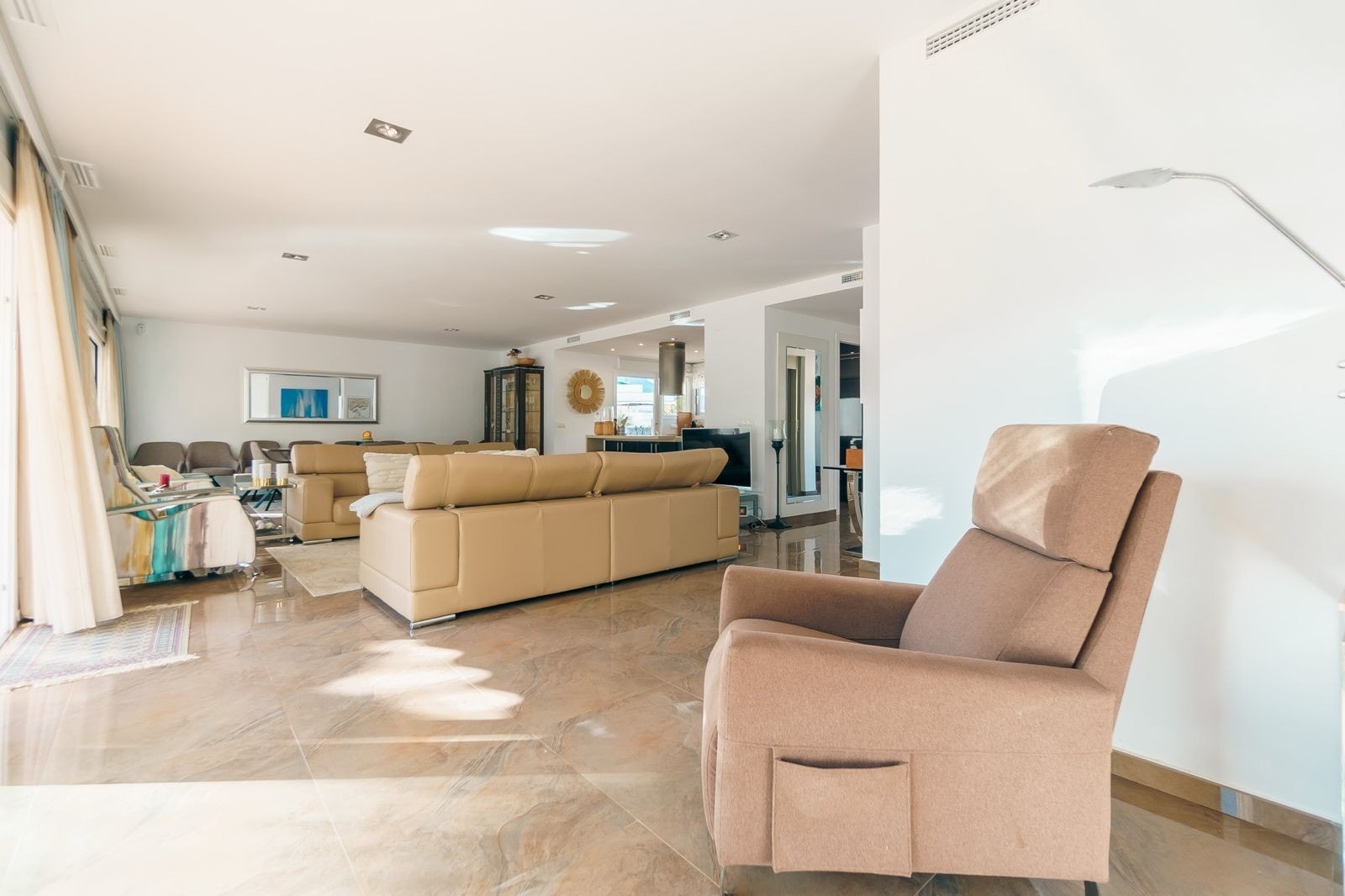 Airconditioning kulde/varme gjennom skjulte kanaler Galleribilde