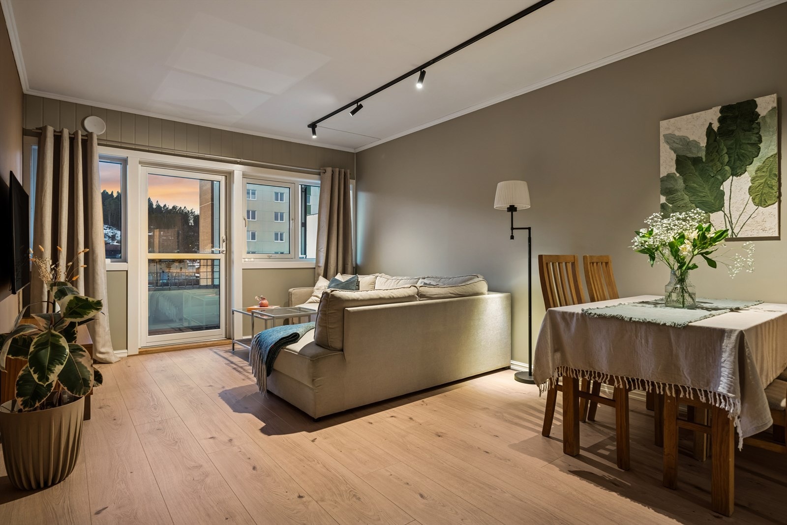 Tampereveien 2A presenteres av Dorte Husmo Fagerstad v/DNB Eiendom. Galleribilde