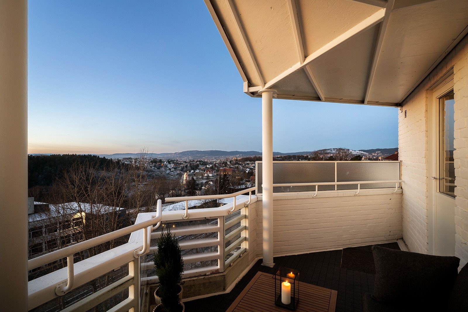 og utsikt! Galleribilde