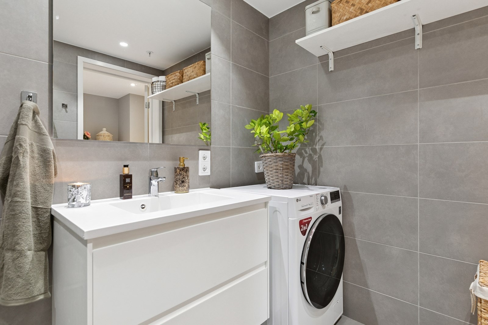 Her er det også plass til vaskemaskin Galleribilde