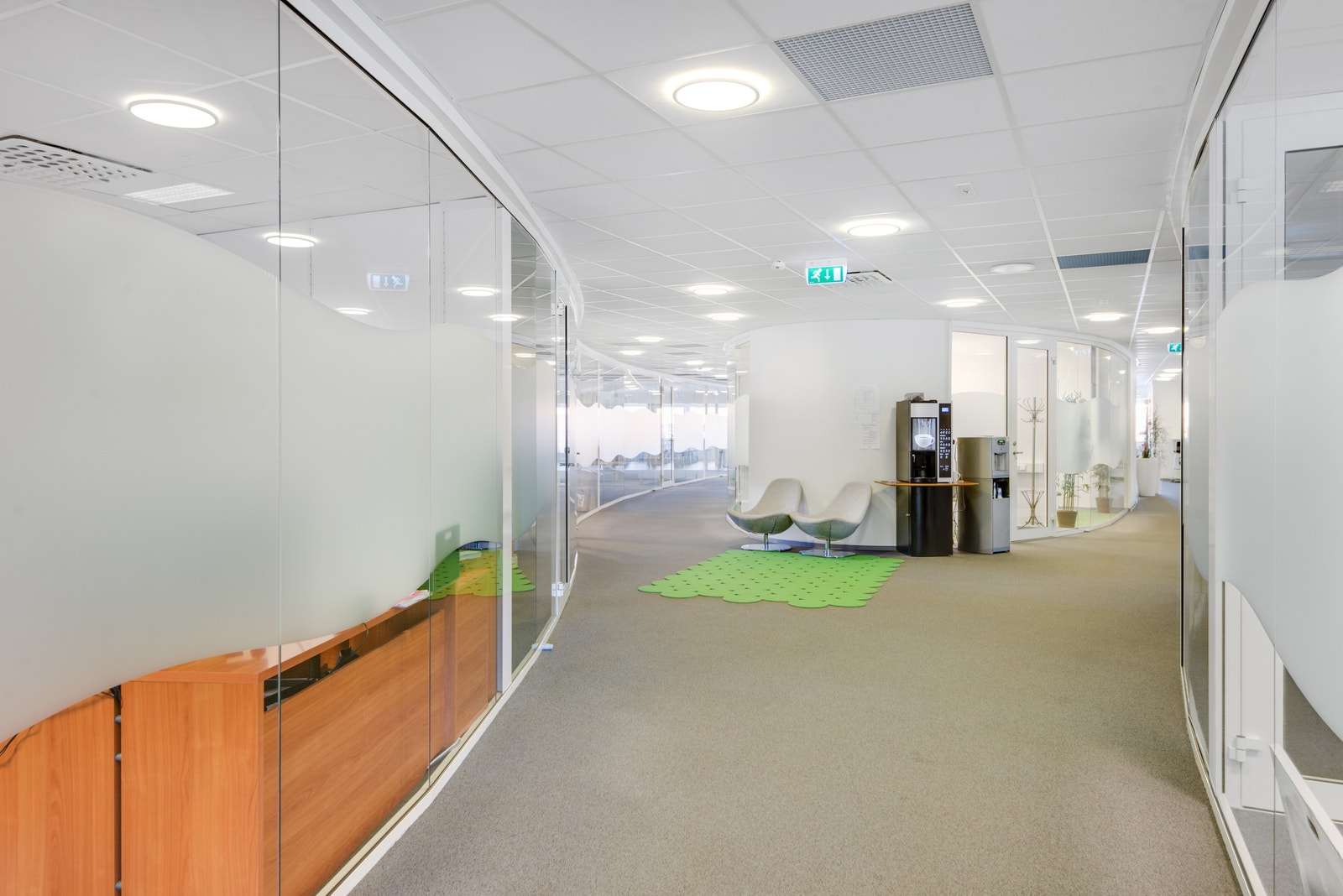 Fine og romslige fellesarealer for kontorleietakere Galleribilde