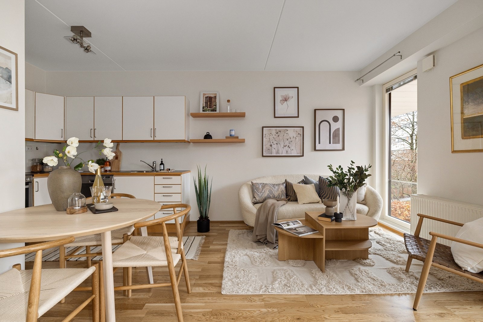 En lys og hyggelig 2-roms selveierleilighet med sentral og attraktiv beliggenhet på Majorstuen/Marienlyst. Galleribilde