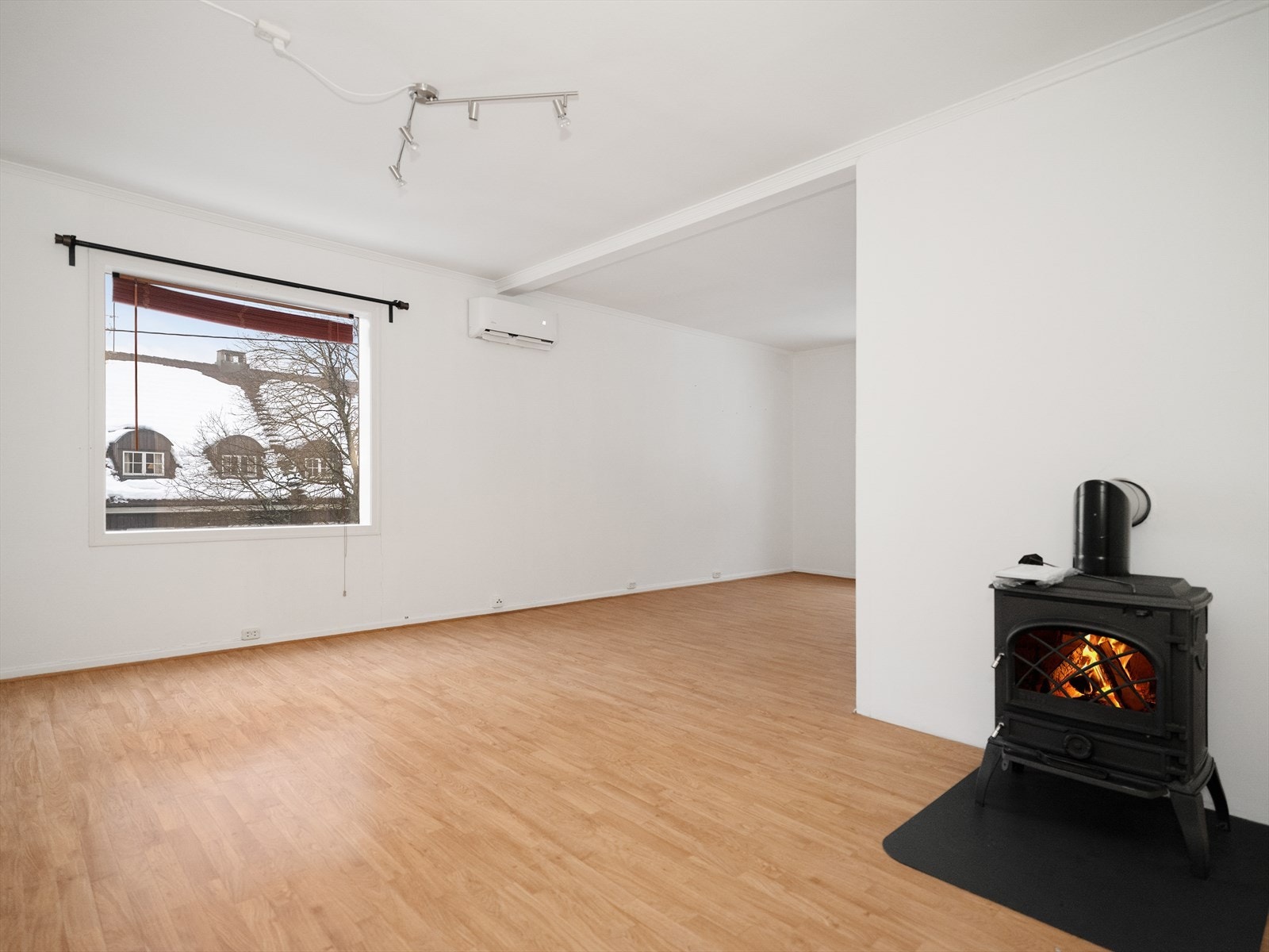 Bolig med varmepumpe og vedfyring Galleribilde