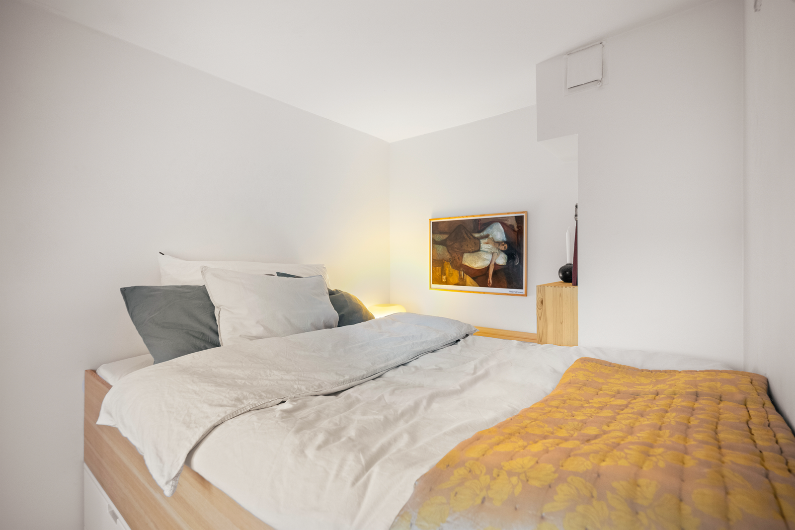 Rommet ligger vendt mot borettslagets rolige og bilfrie fellesområder Galleribilde