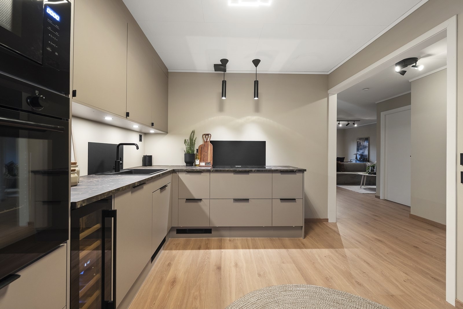 Kjøkkenet ble totalrenovert i 2025 Galleribilde