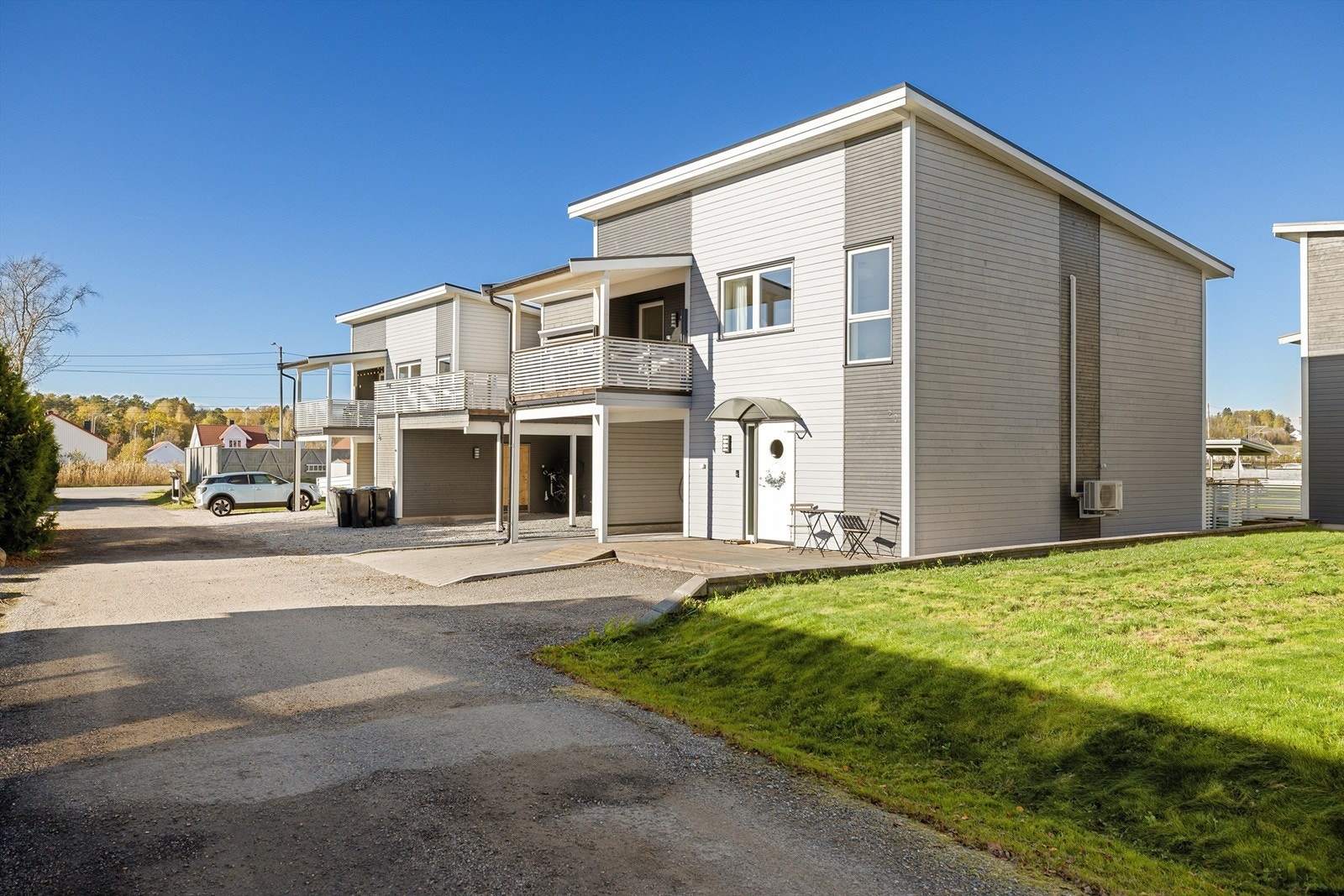 Boligen ble oppført i 2018 og er i dag velholdt. Malerarbeid er utført innvendig som utvendig helt nylig. Galleribilde