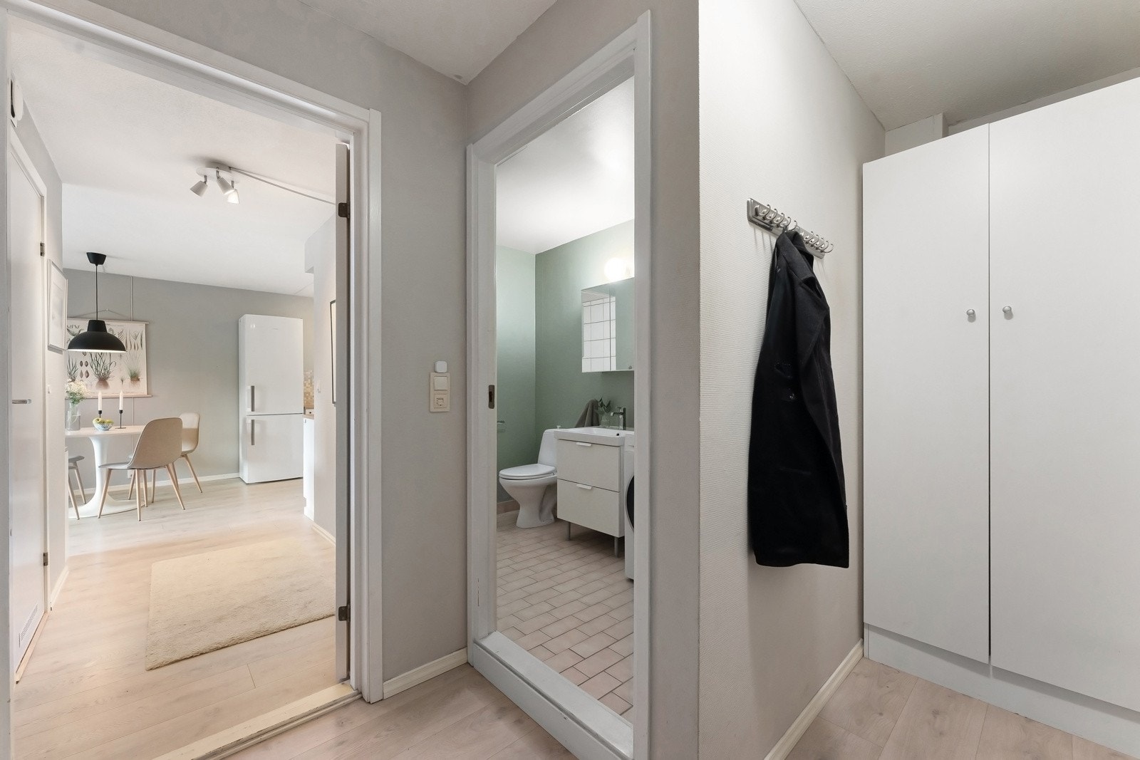 Gang med adgang til alle rom Galleribilde