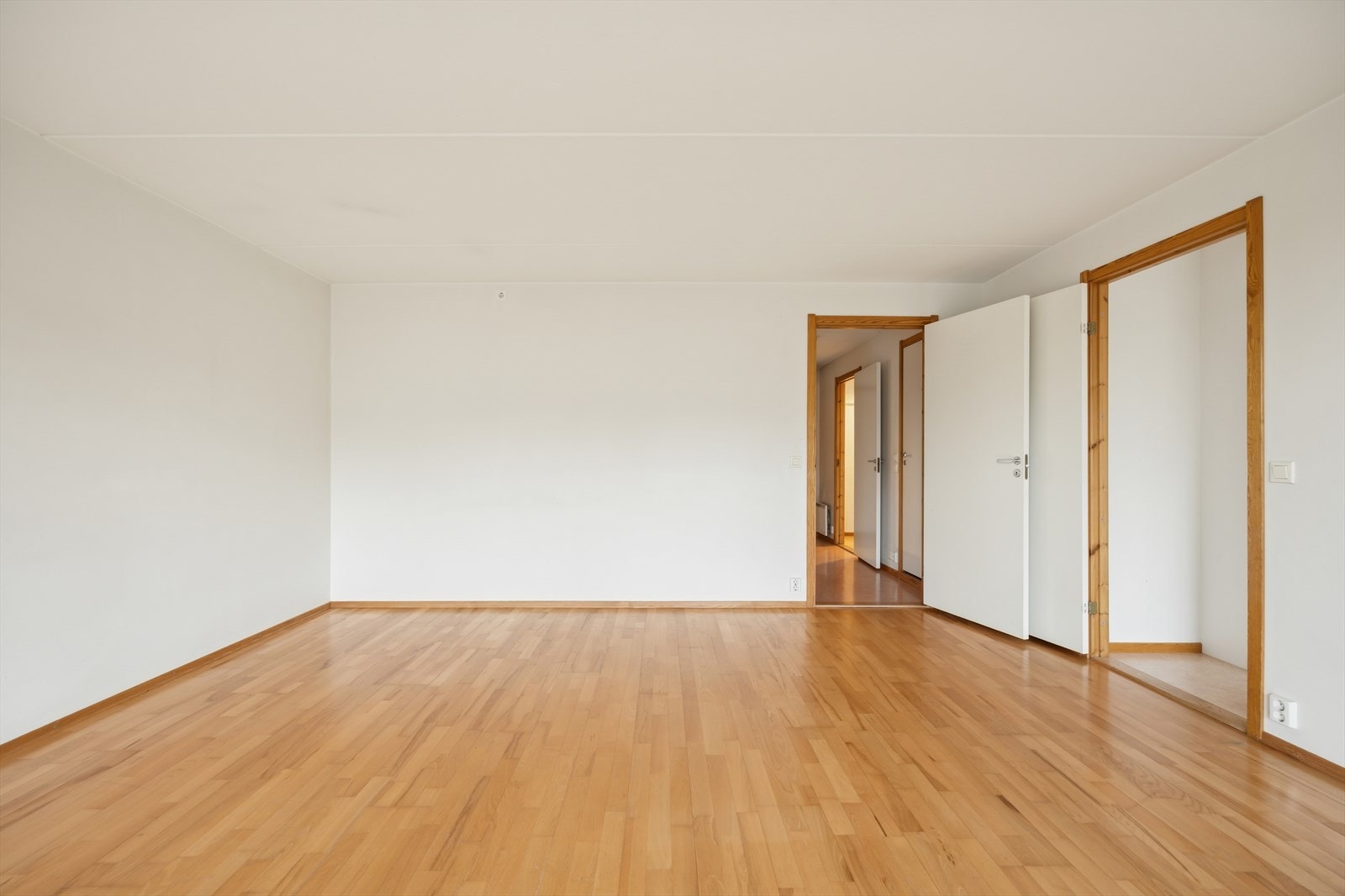 Det medfølger også en parkeringsplass i felles garasjeanlegg. Galleribilde