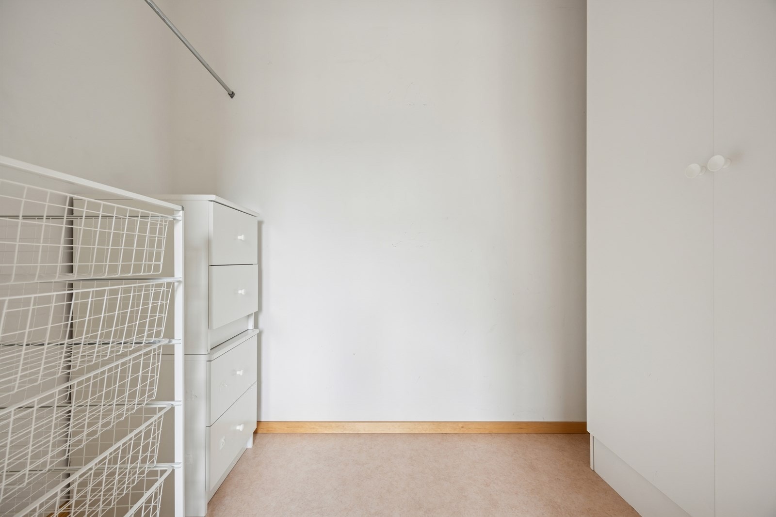 Plass til en god garderobeløsning. Galleribilde