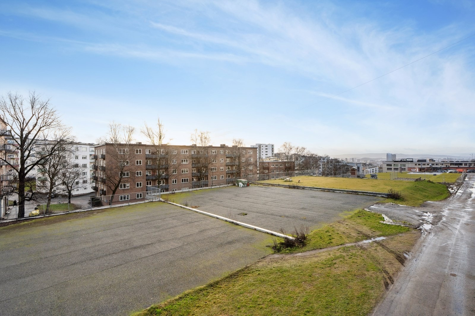 Fra balkongen ser du hele veien til Oslofjorden Galleribilde