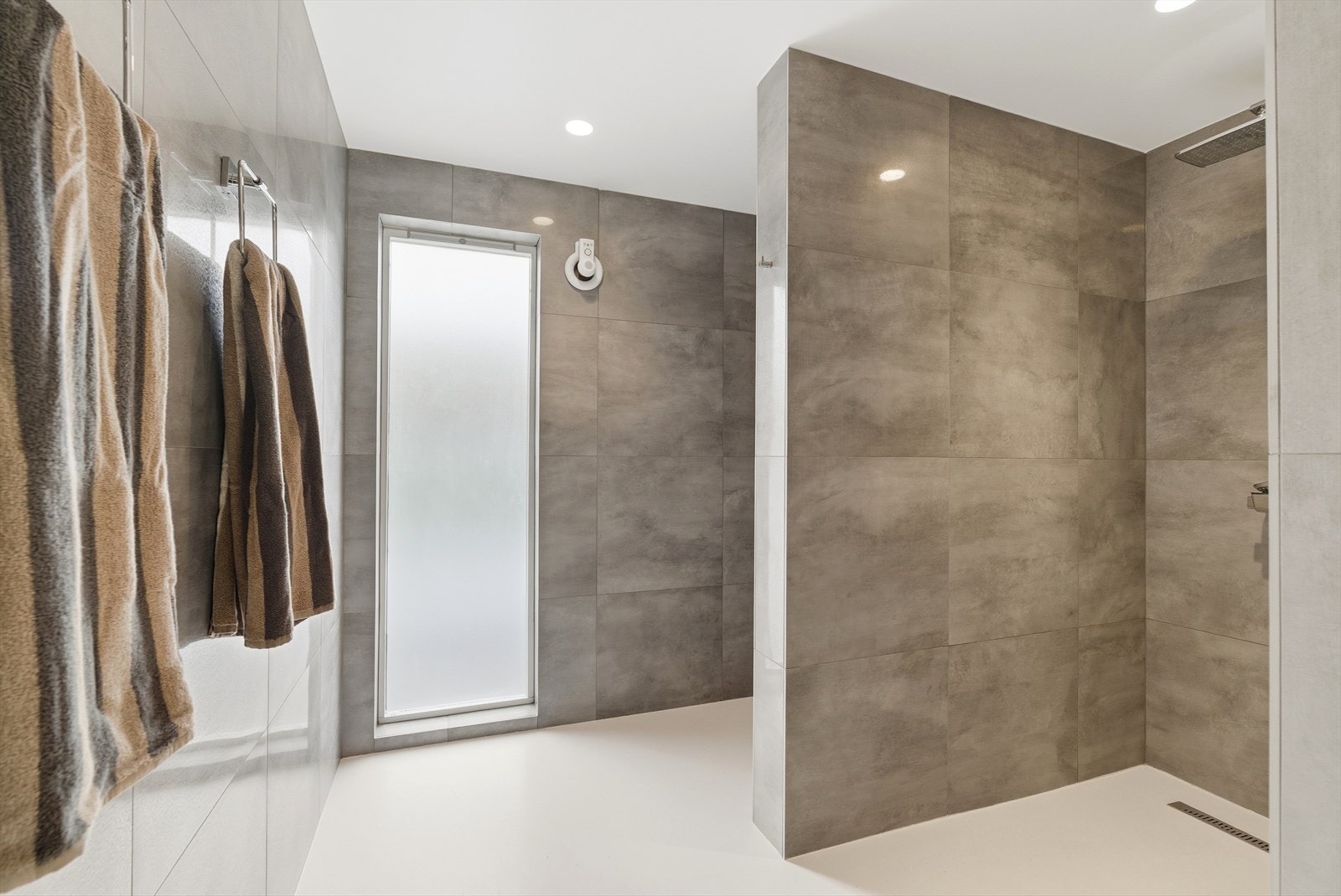 Rommet er som skapt for hjemmespa - et snev av luksus i hverdagen. Galleribilde