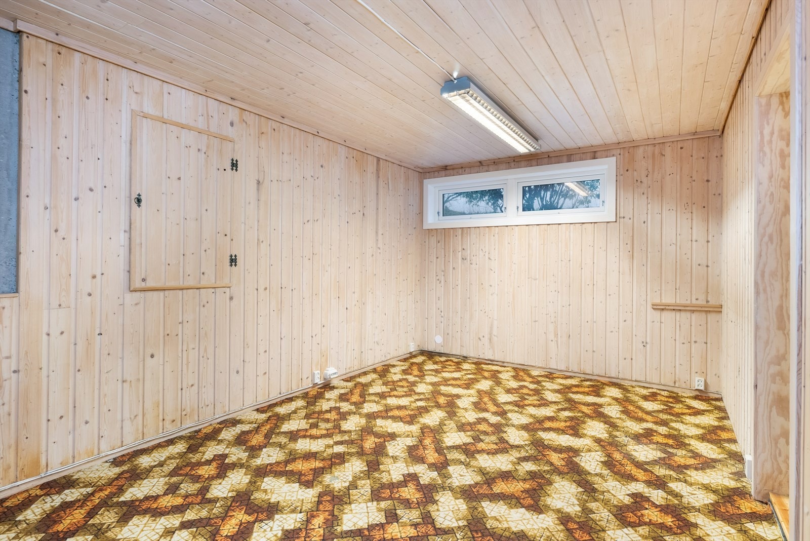 Kjellerbod. Galleribilde