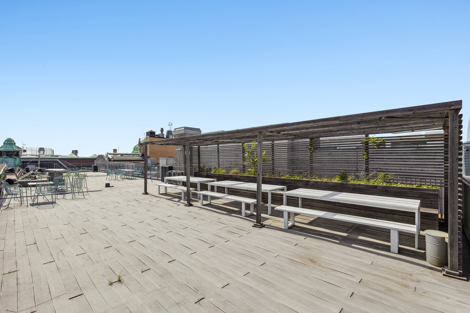 Felles takterrasse med god plass. Galleribilde