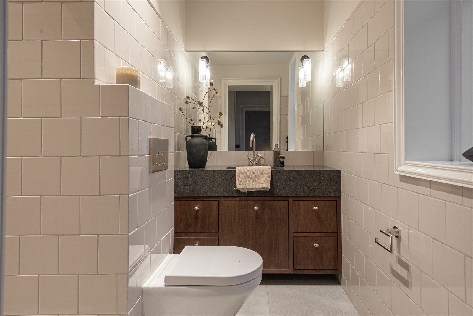 Innfelt speil med varmefolie så man slipper damp på speilet Galleribilde