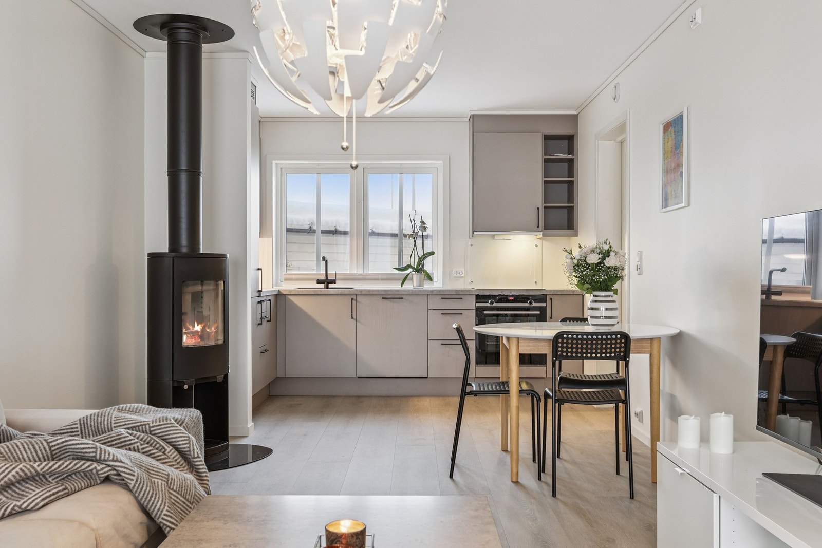 Stue/kjøkken Galleribilde