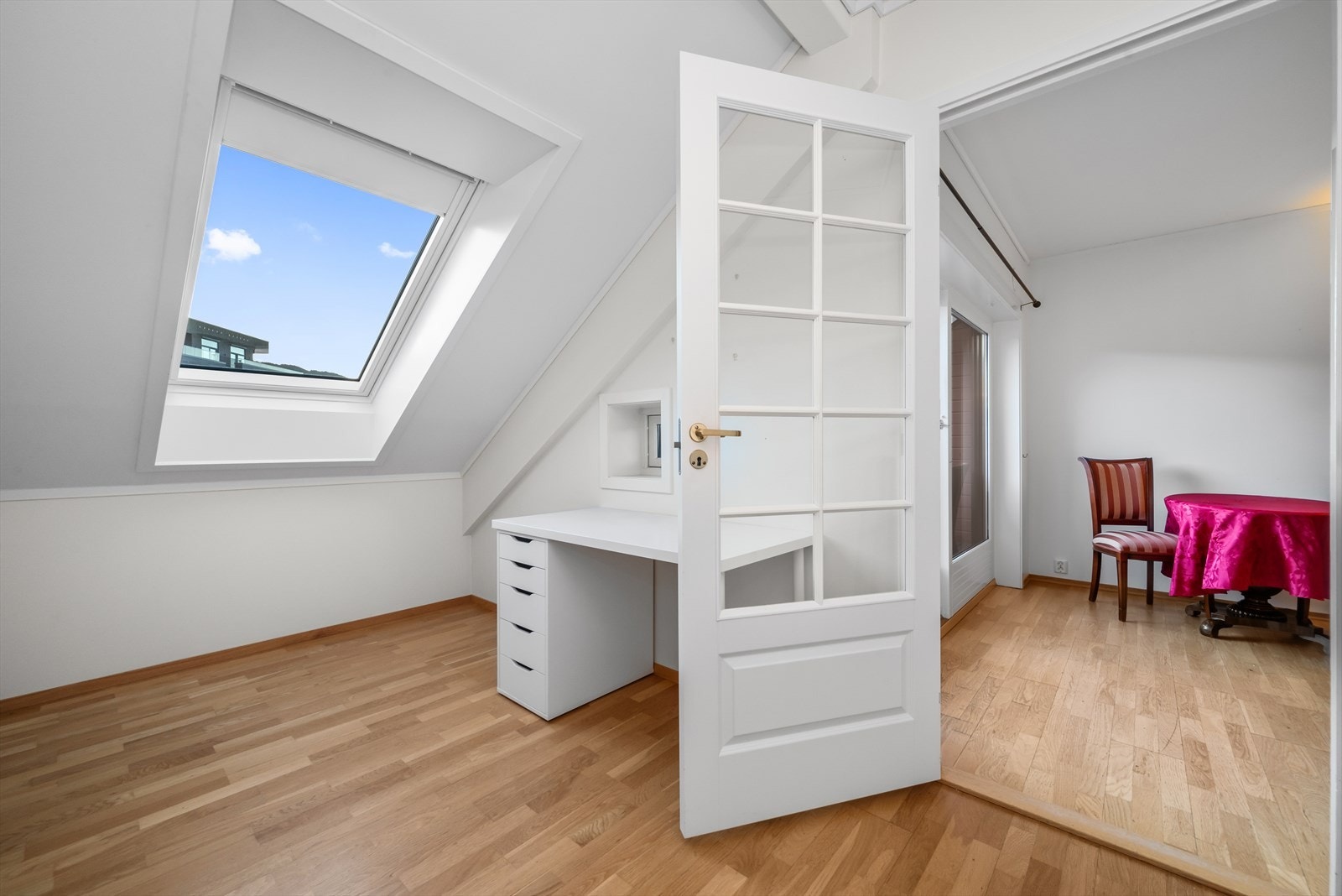 Soverommene er på hhv. 7, 8 og 13 kvm. Galleribilde