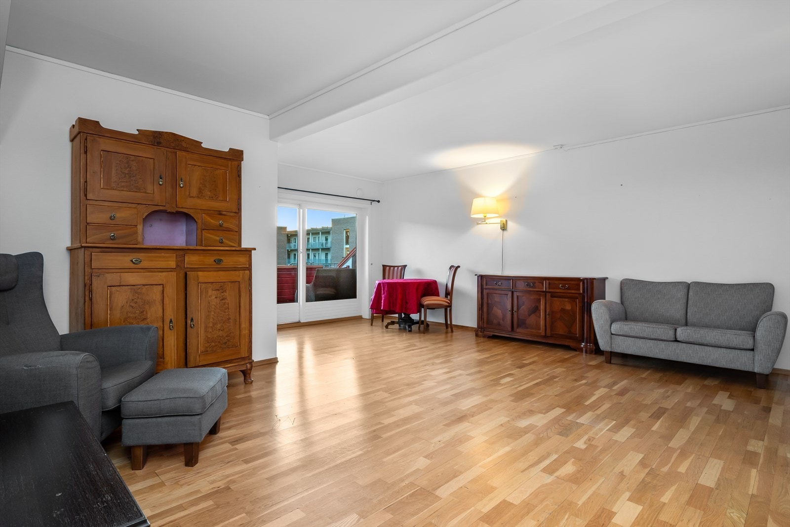 Her får du behagelig vannvåren gulvvarme i de fleste rom Galleribilde