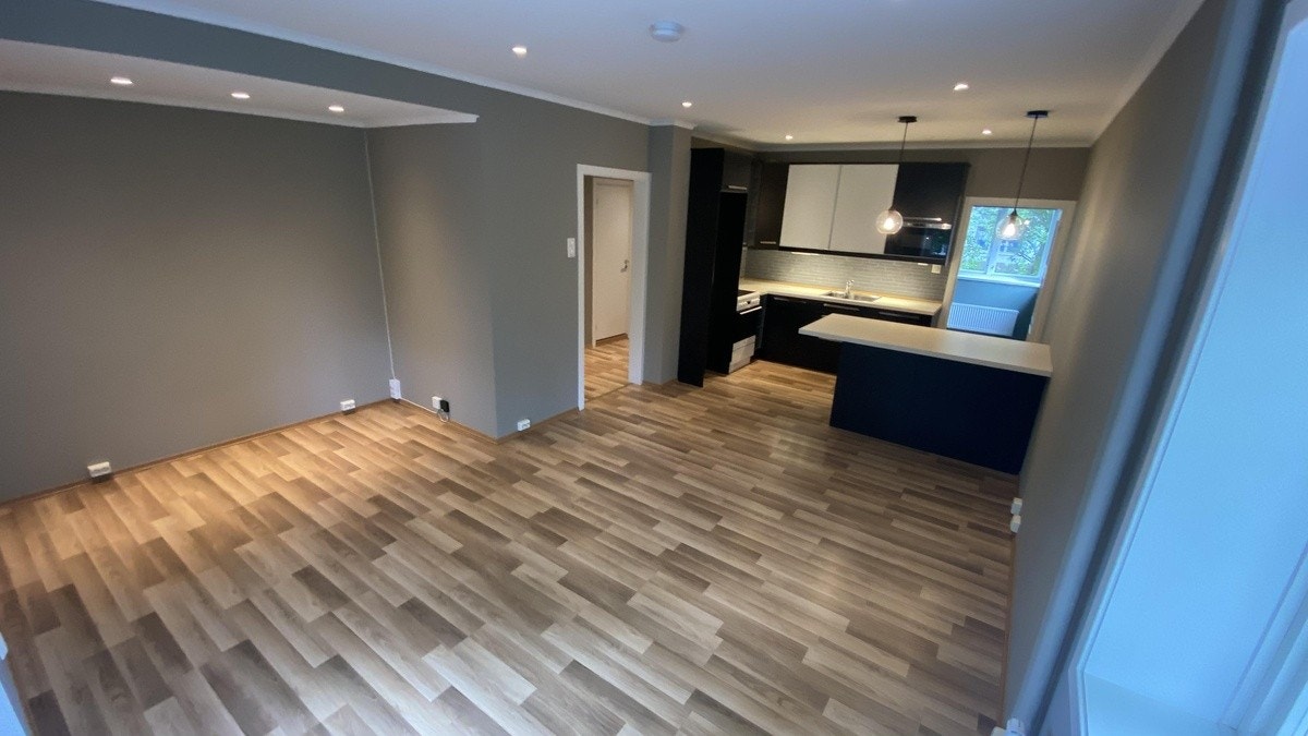 Stue mot kjøkken Galleribilde