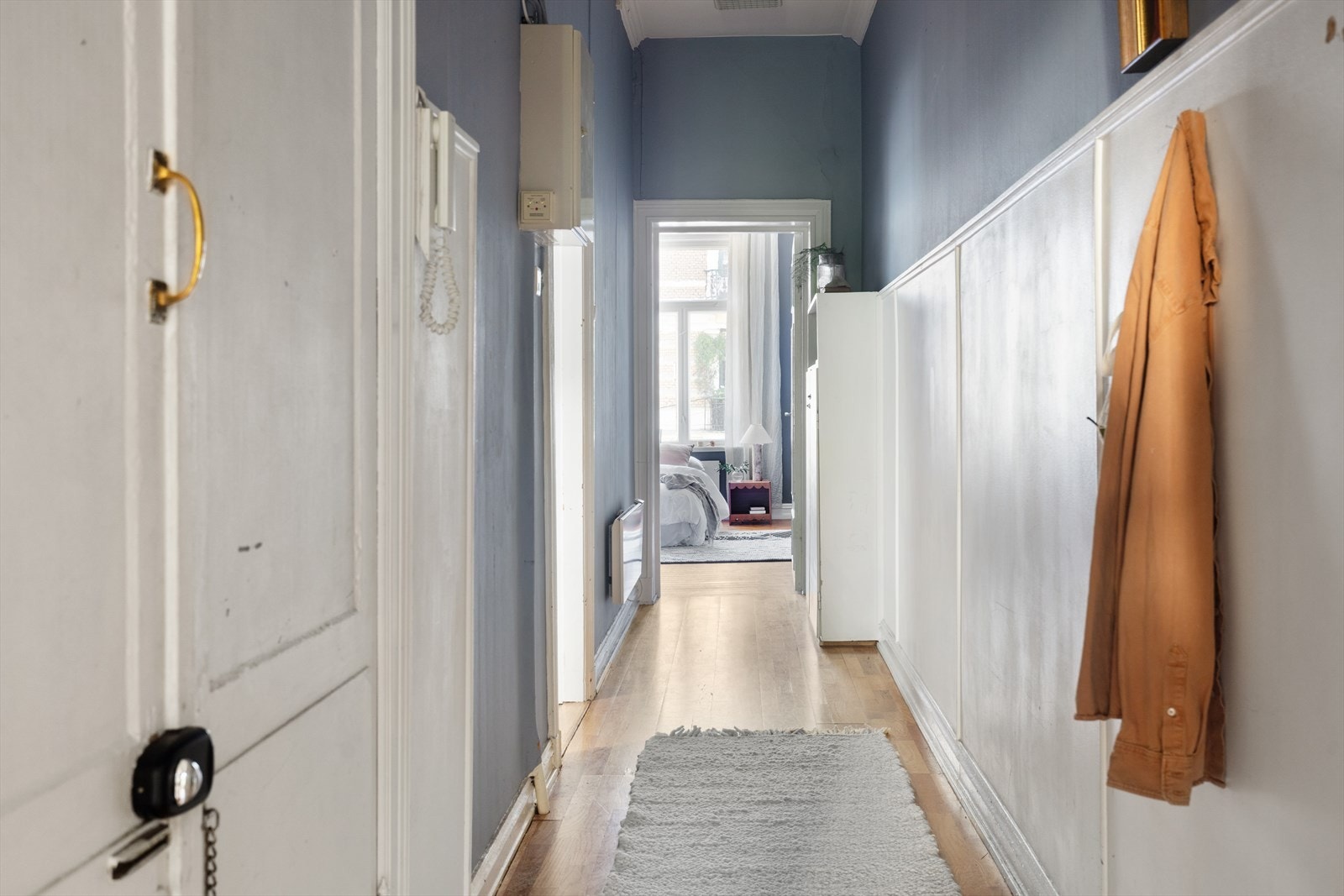 Inngangsparti. Galleribilde