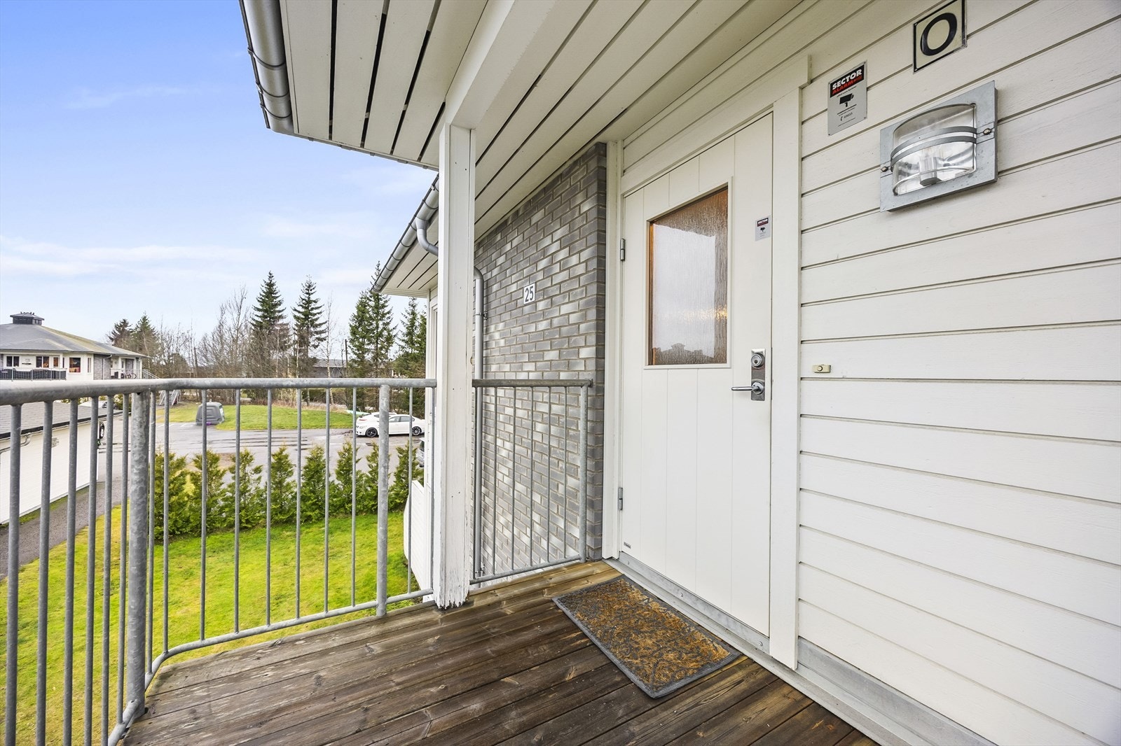 Leiligheten har egen inngang fra svalgang. Galleribilde