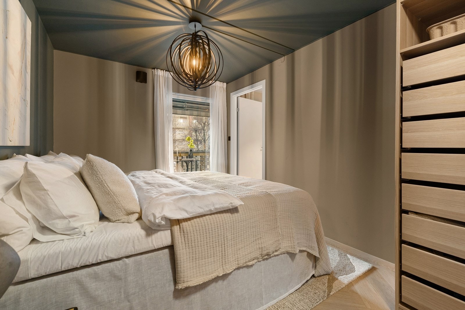 Det er to gode soverom -Her hovedsoverom. Galleribilde