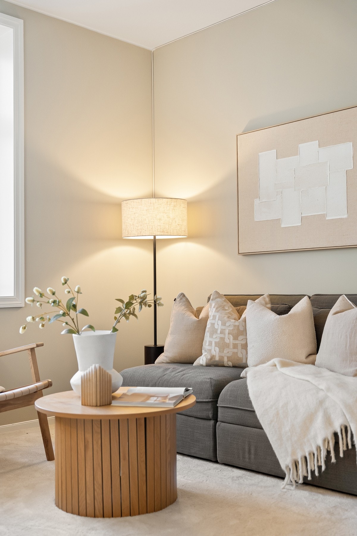 Gode vindusflater gir pent utsyn og mye lys inn. Galleribilde