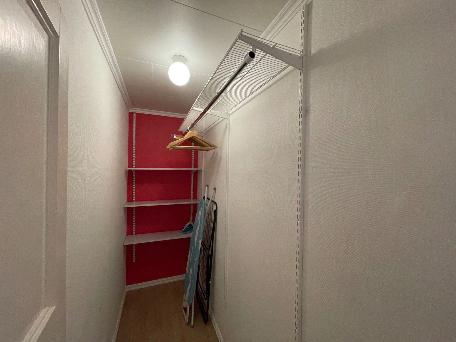 Boligen har egen bod Galleribilde