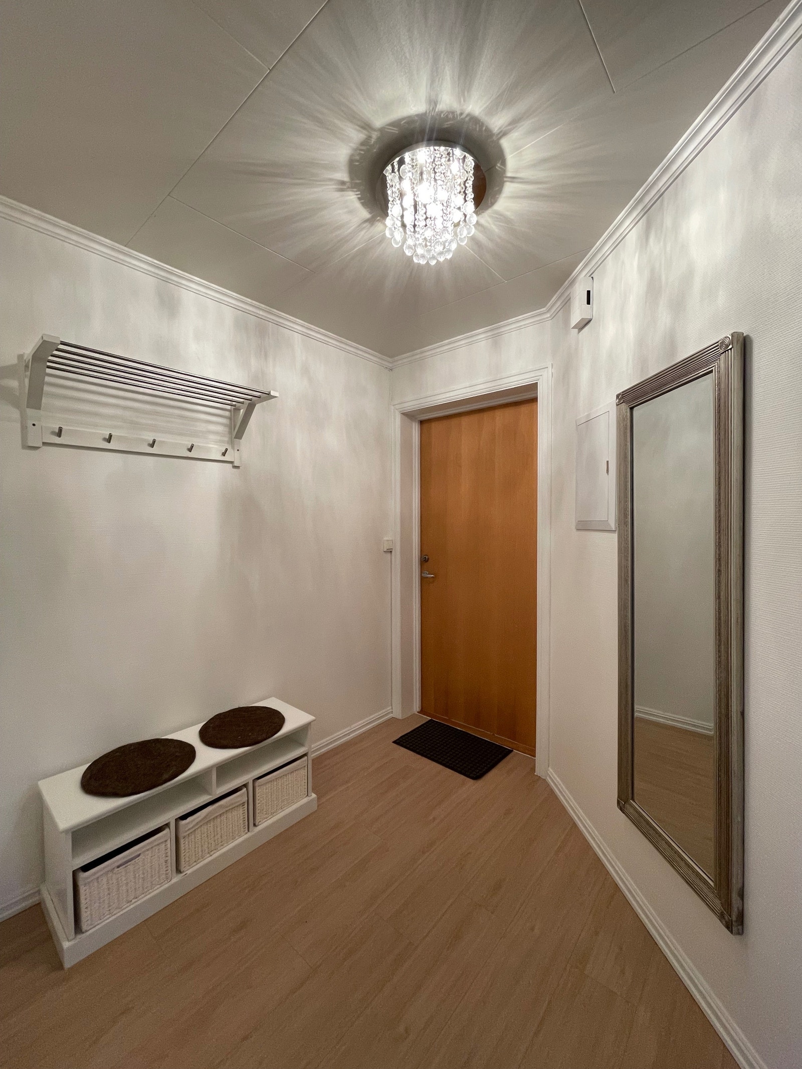 Lyst inngangsparti Galleribilde