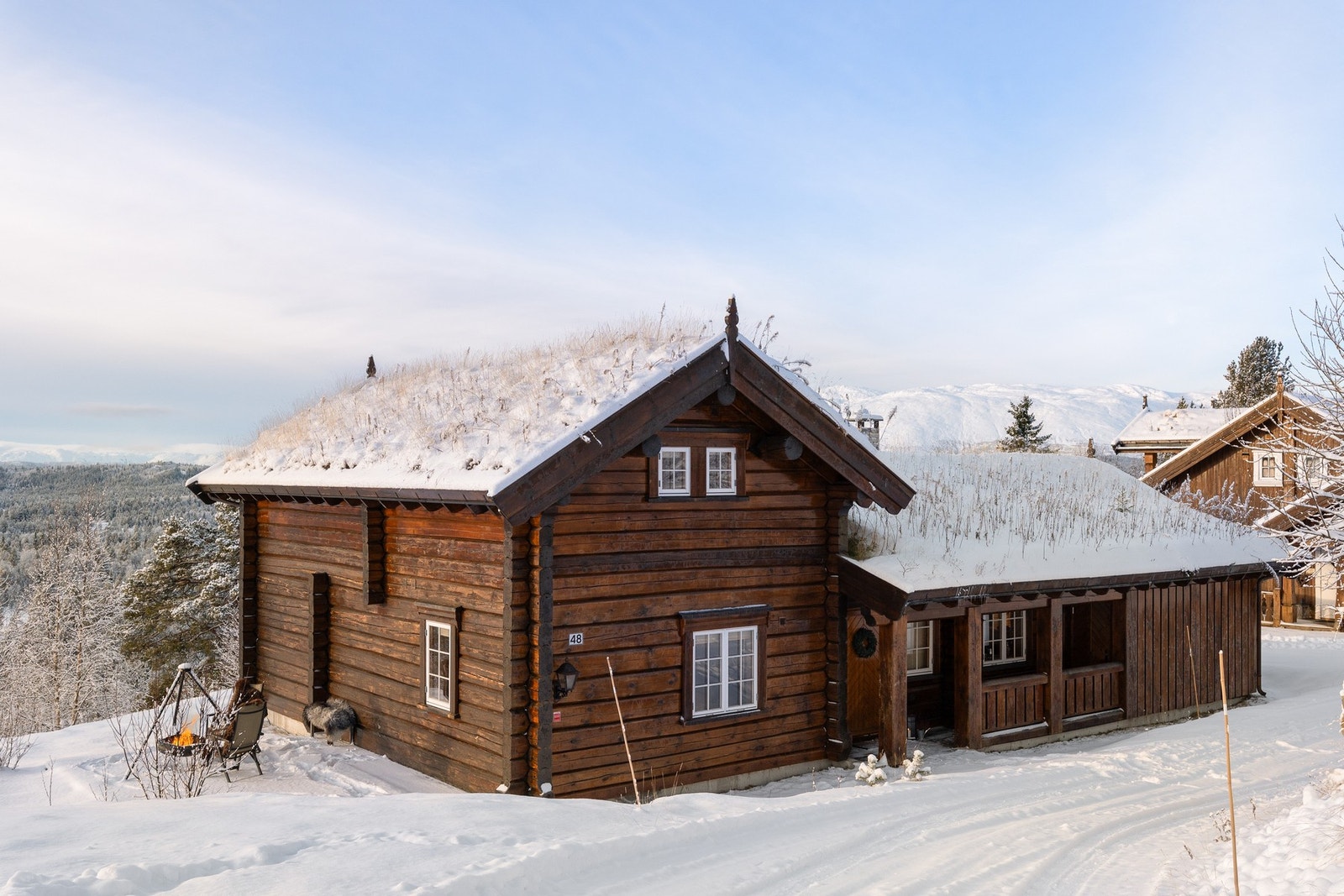 Bilvei helt frem og parkering på egen tomt Galleribilde