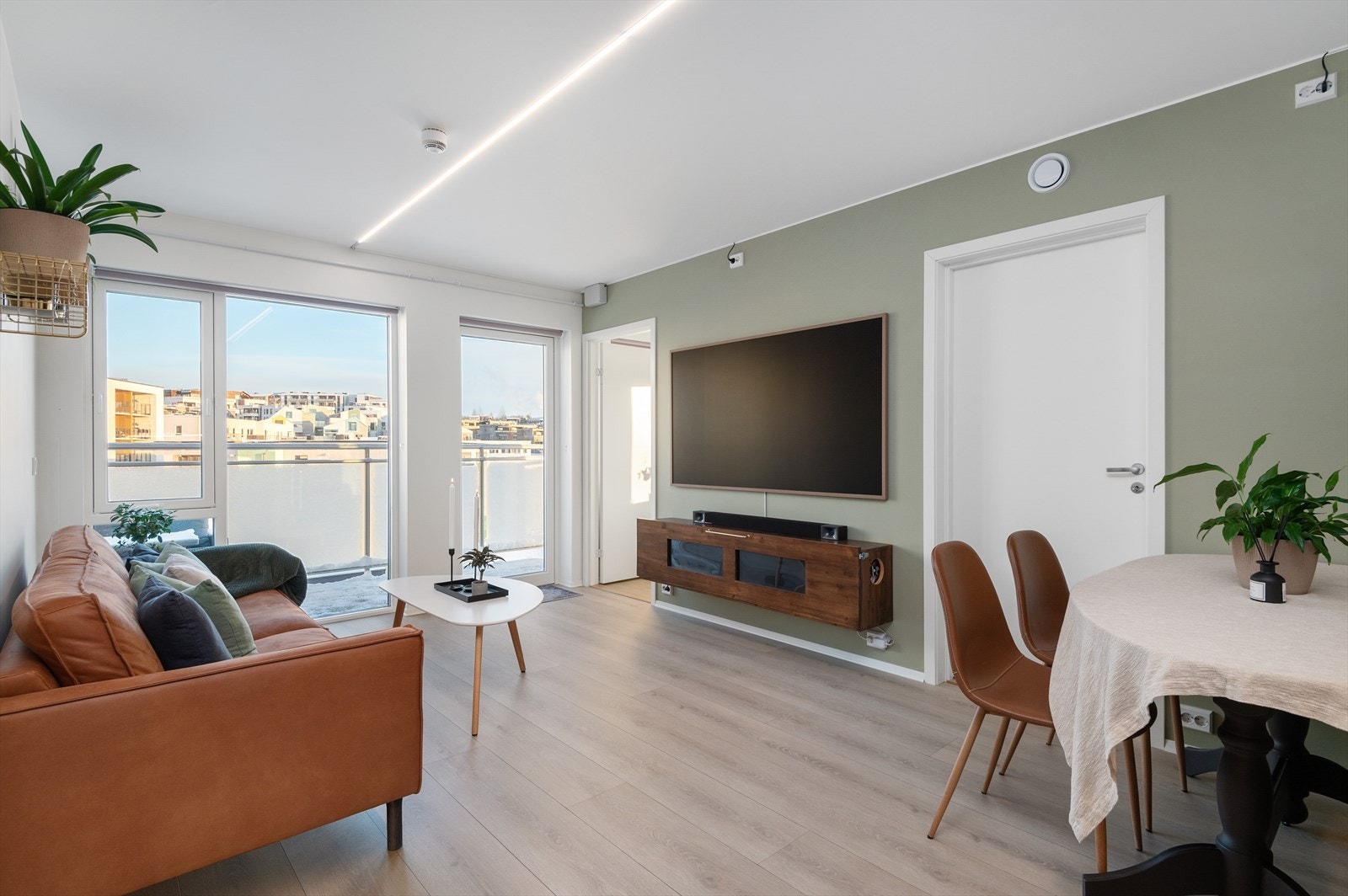 Velkommen til Andersbakkan 91 - En delikat 4-roms toppleilighet med gjennomgående høy standard. Galleribilde