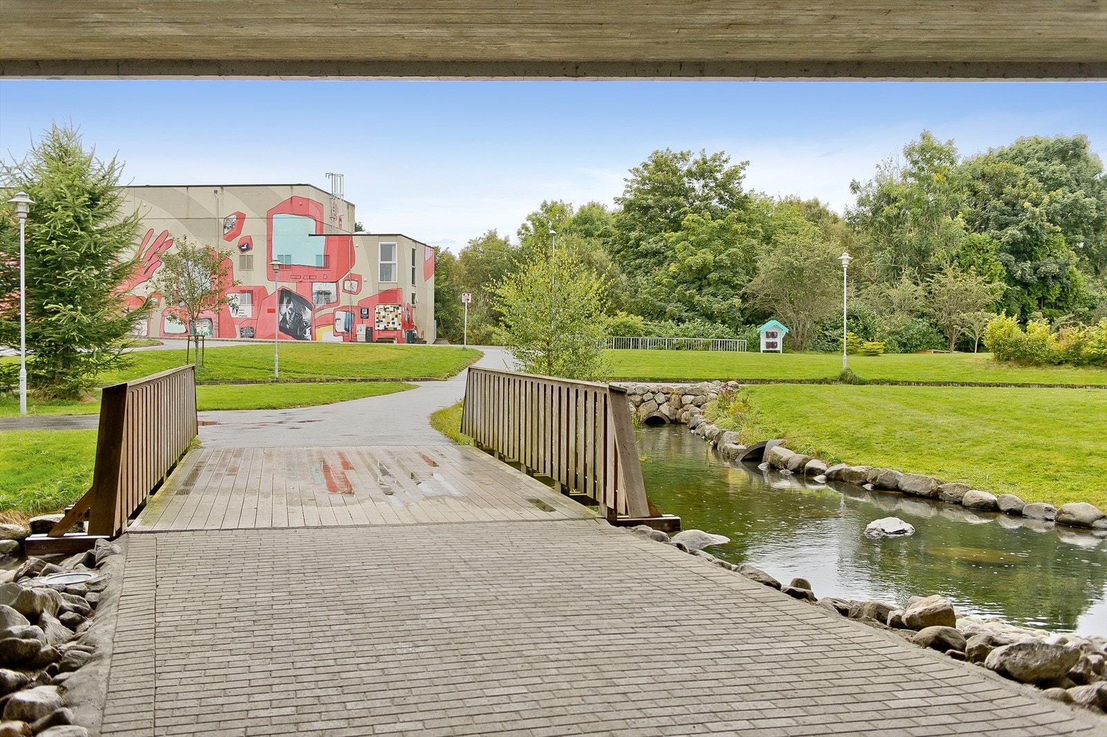 Fra leiligheten er det kort avstand til Store- og Lille Stokkavann. Galleribilde