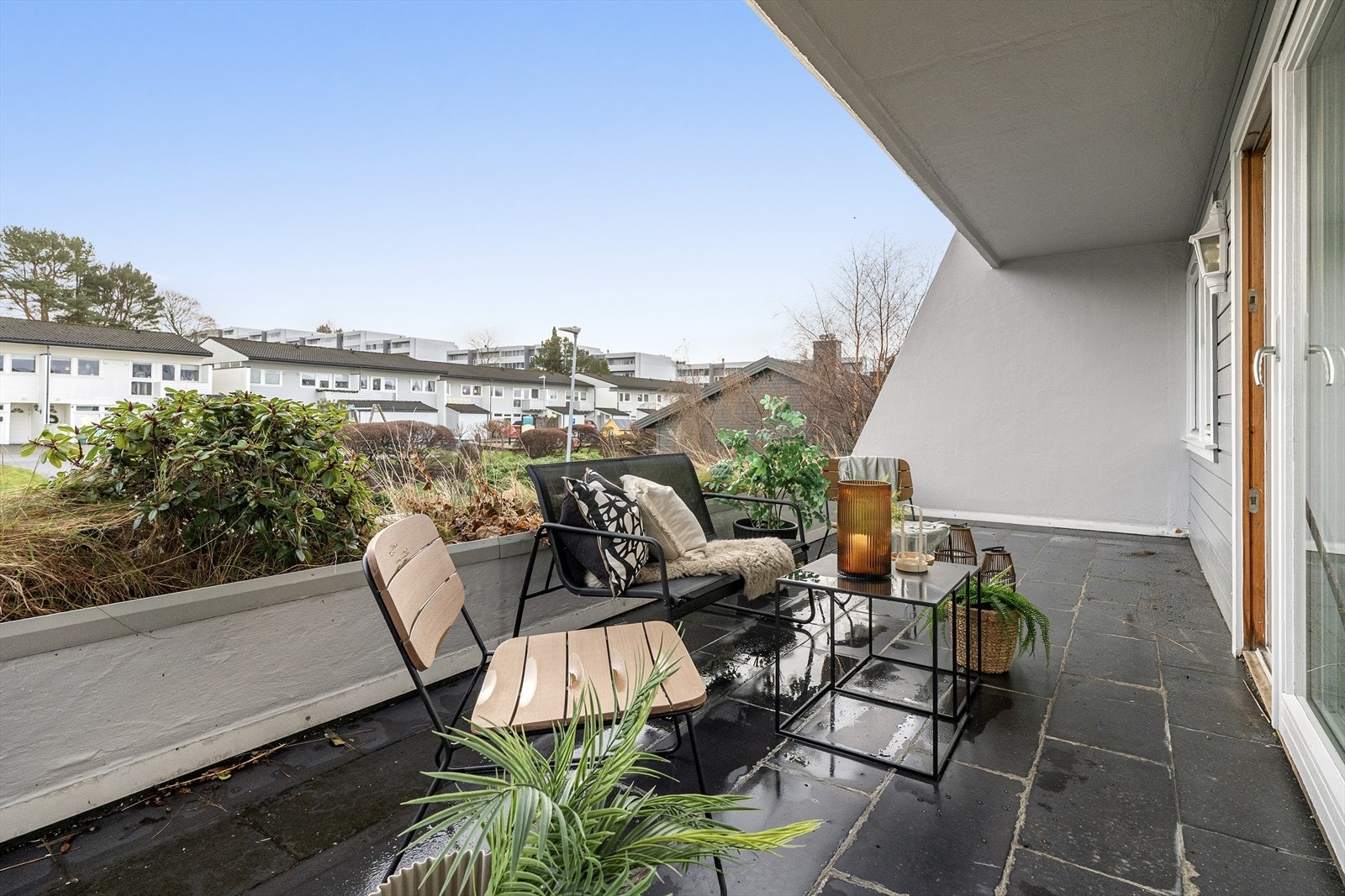 Uteplassen er vendt mot sør/sørøst. Galleribilde