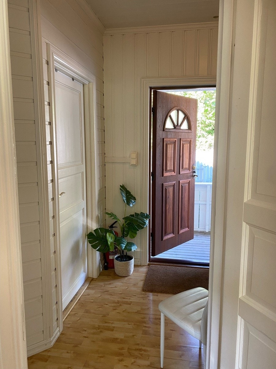 Gangen sett fra nr 3 Galleribilde