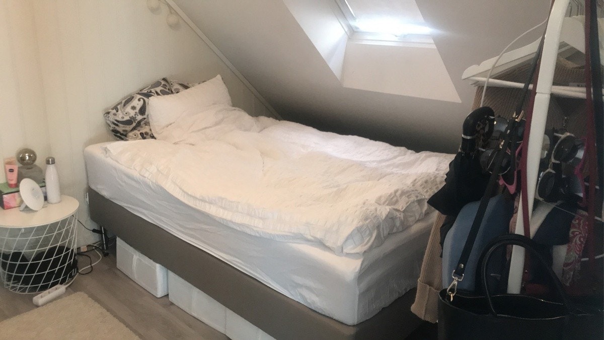 Mye lys fra takvinduer Galleribilde