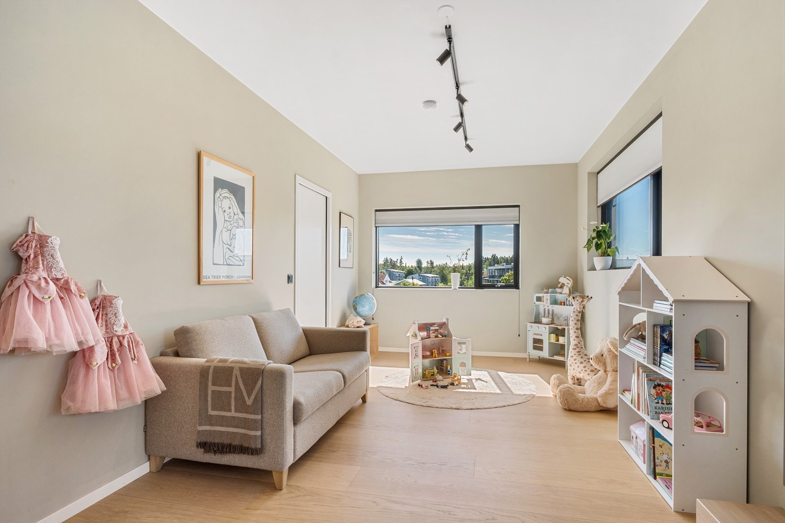 Her finnes mange muligheter -enten som soverom, hjemmekontor, gjesterom eller ekstra tv-stue. Galleribilde