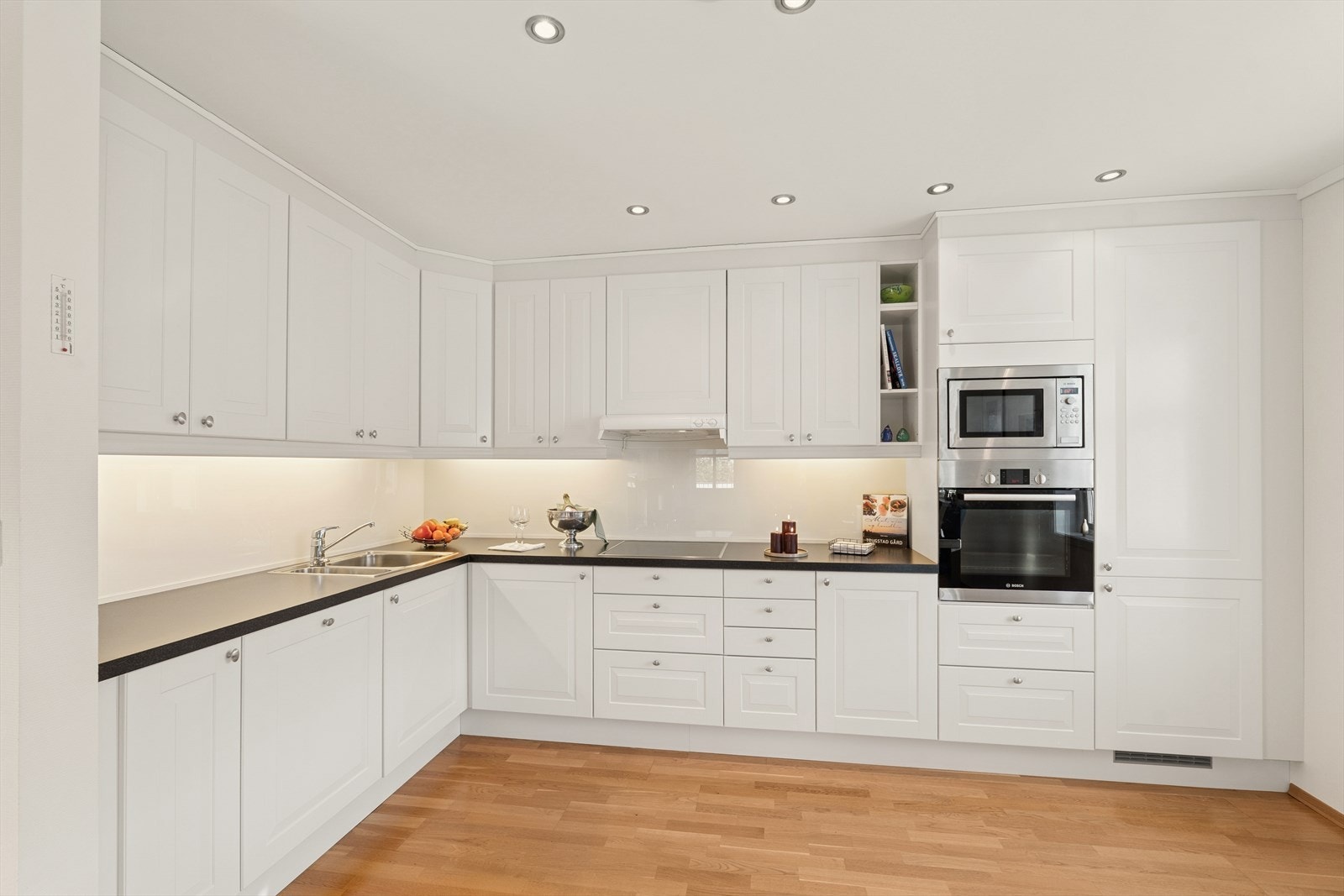 Integrerte hvitevarer gir et ryddig og fint helhetsinntrykk. Galleribilde