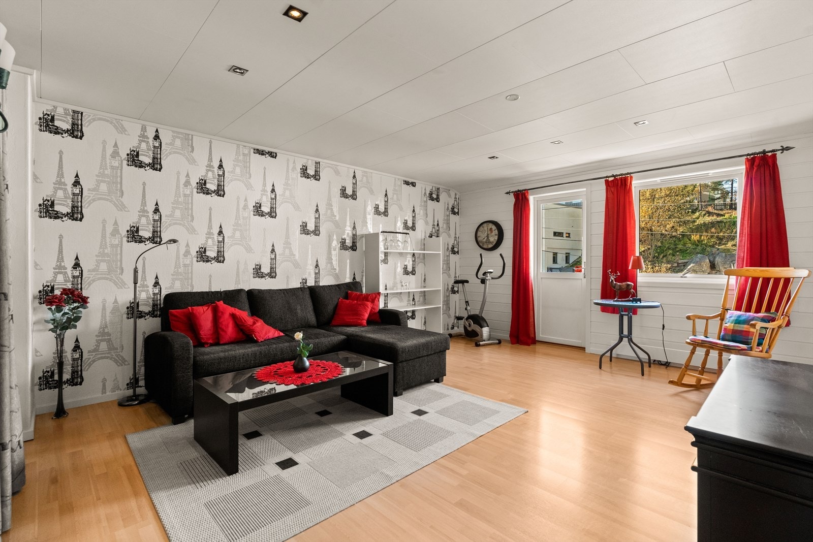 De øvrige soverommene fungerer ypperlig som barnerom, gjesterom eller kontor - her er mulighetene mange. Galleribilde