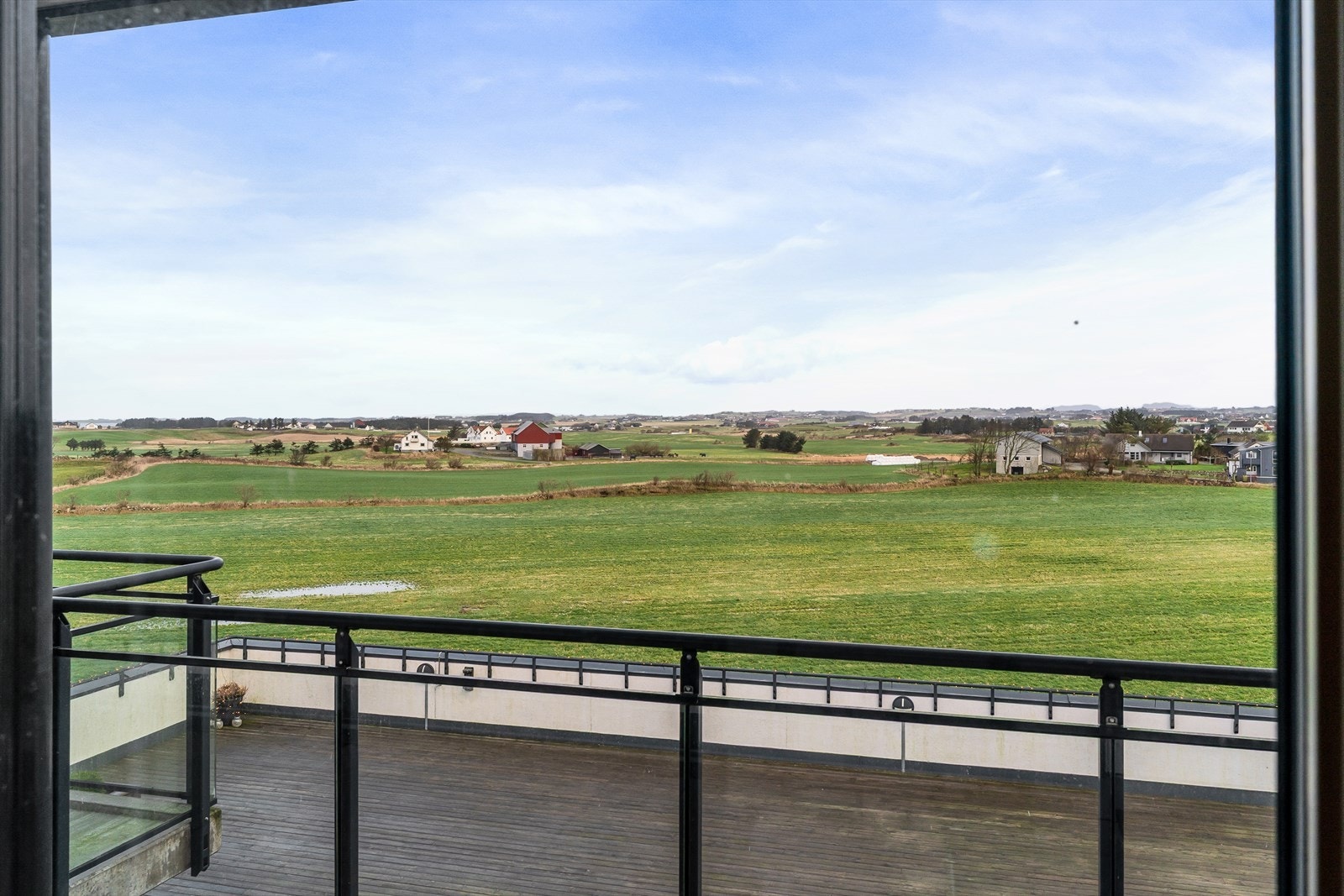 Fin utsikt over landlige omgivelser. Galleribilde