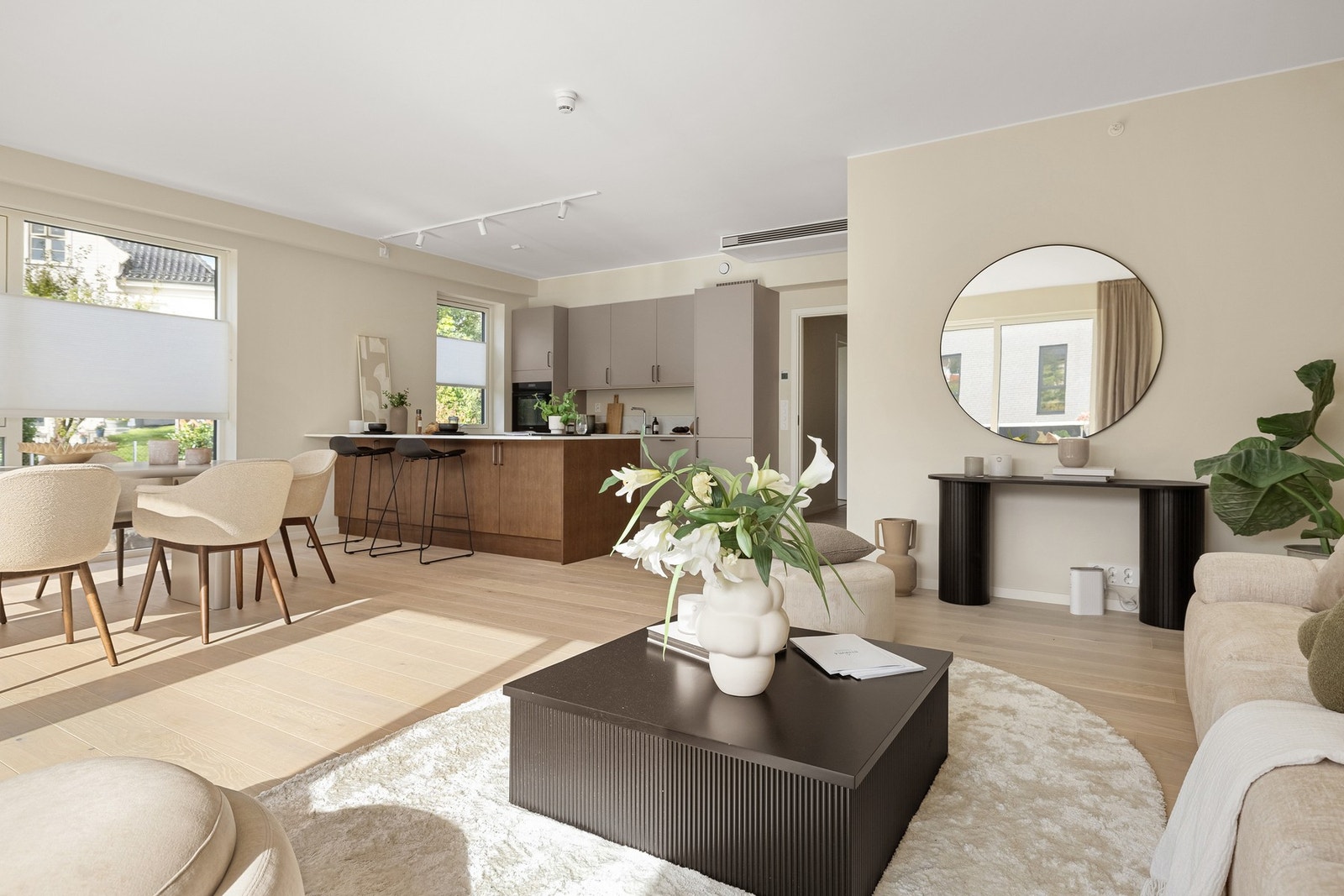 Mekleriet eiendomsmegling ved Tor Ramsøy og Ina Sande Sætre har gleden av å presentere Nyhavn 4! Foto: Nathalie Reinholdtsen Galleribilde