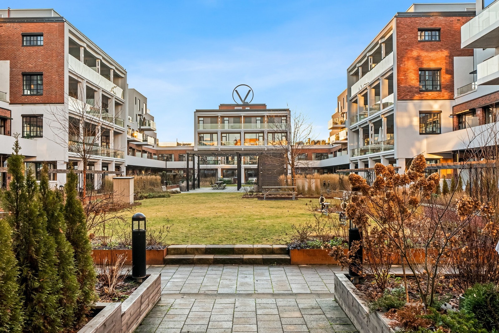 Meget pent opparbeidet atrium/gårdsrom Galleribilde