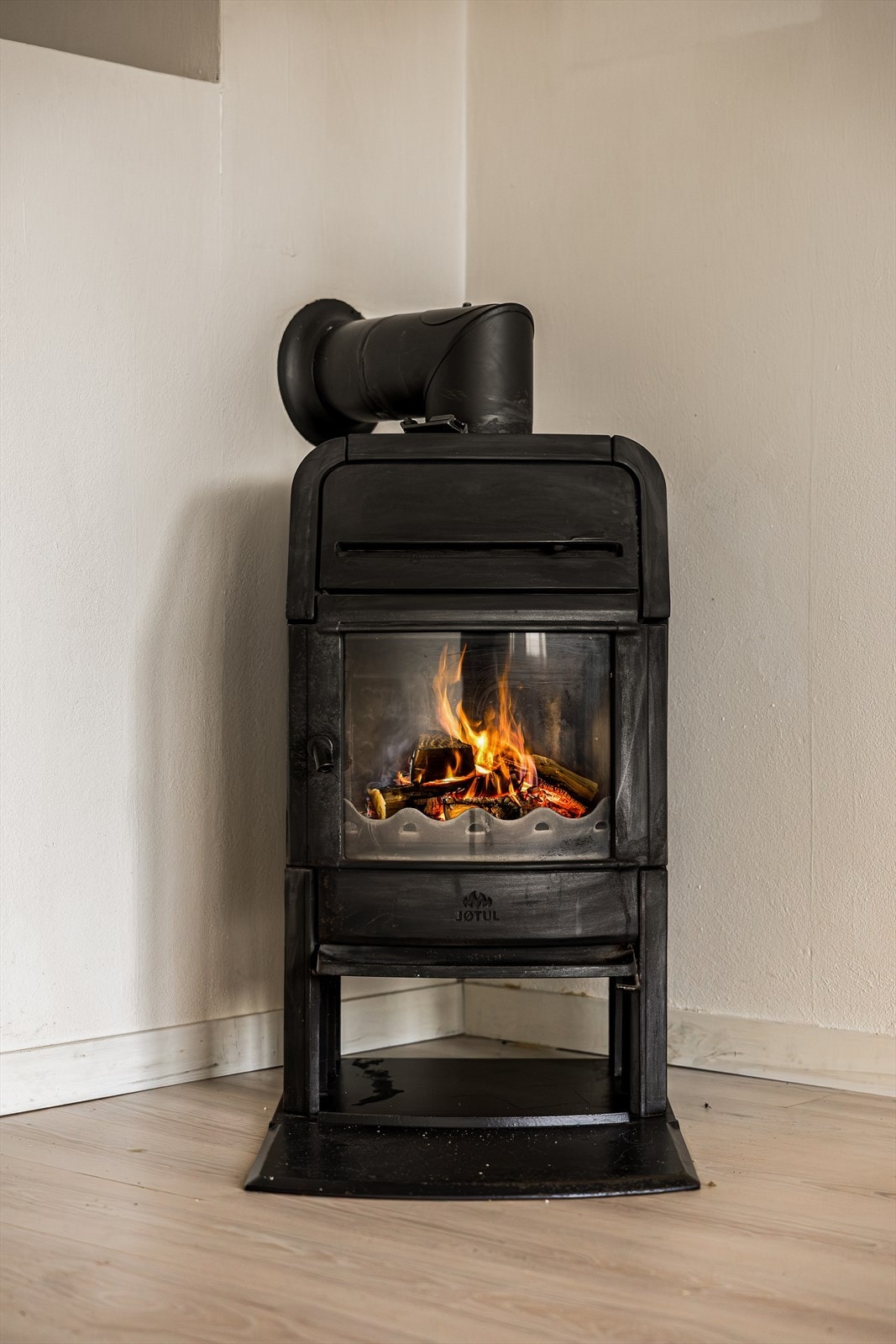 Peisovn i stua Galleribilde