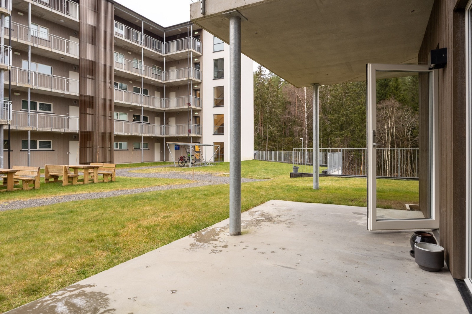 Ende- og hjørneleilighet med privat beliggenhet. Galleribilde